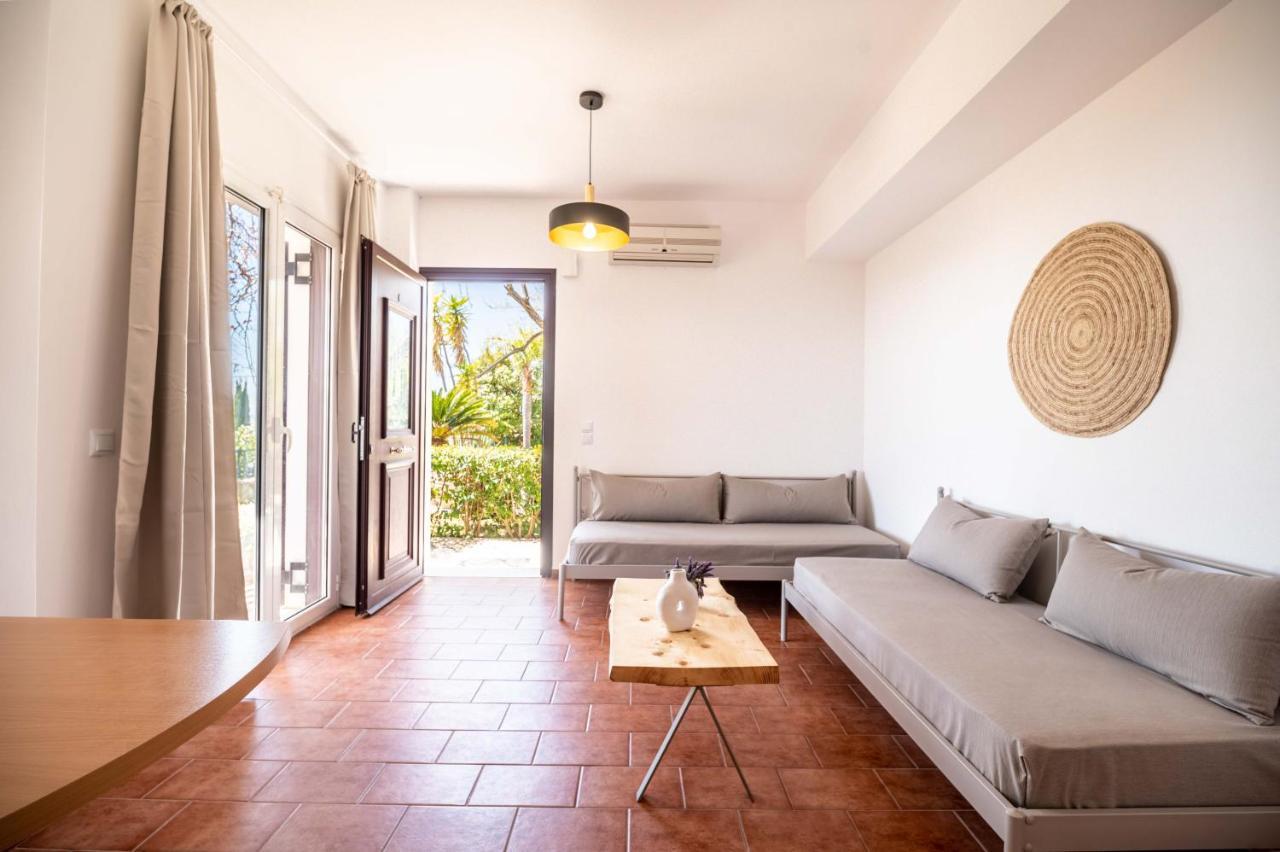 Christoforos Apartments Lourdata  Exterior foto